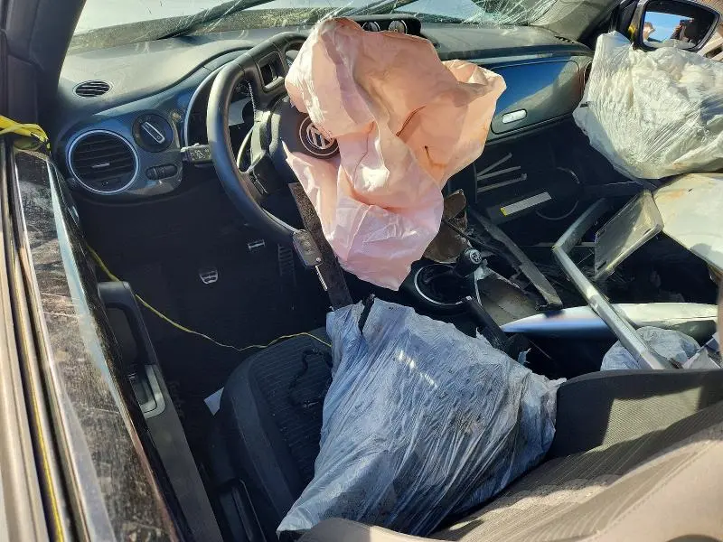 2012 VOLKSWAGEN BEETLE TURBO  