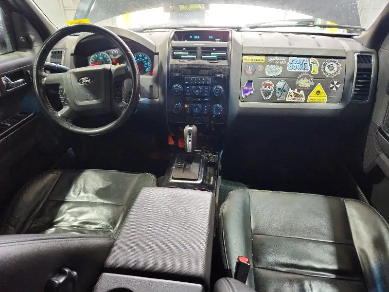 2011 FORD ESCAPE LIMITED  