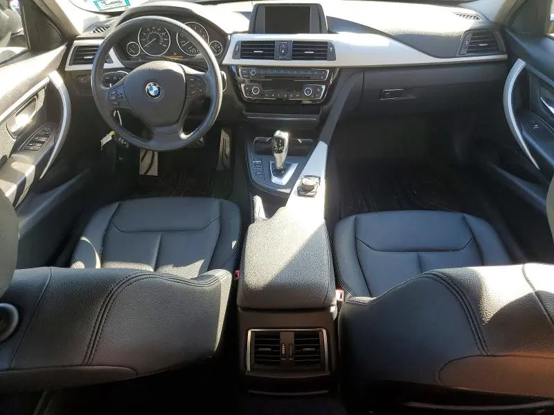 2016 BMW 320 XI  