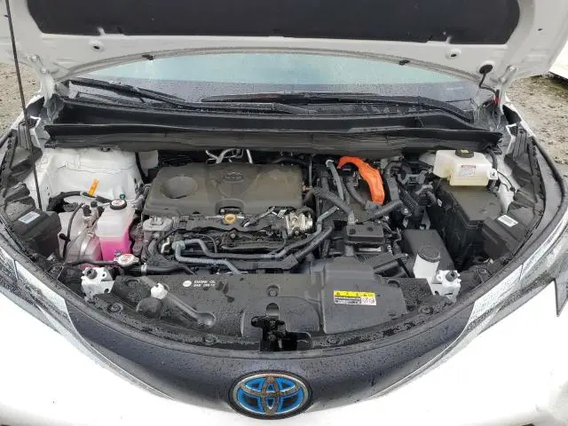 2025 TOYOTA SIENNA LE  