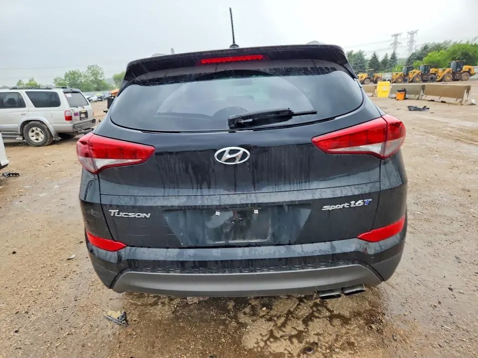 2016 HYUNDAI TUCSON SPORT  
