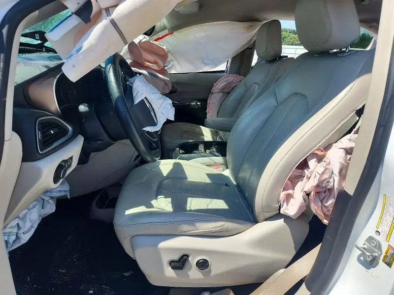 2021 CHRYSLER VOYAGER LXI  