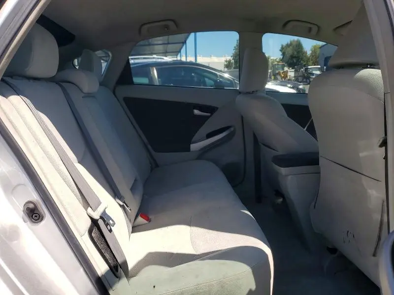 2010 TOYOTA PRIUS II  