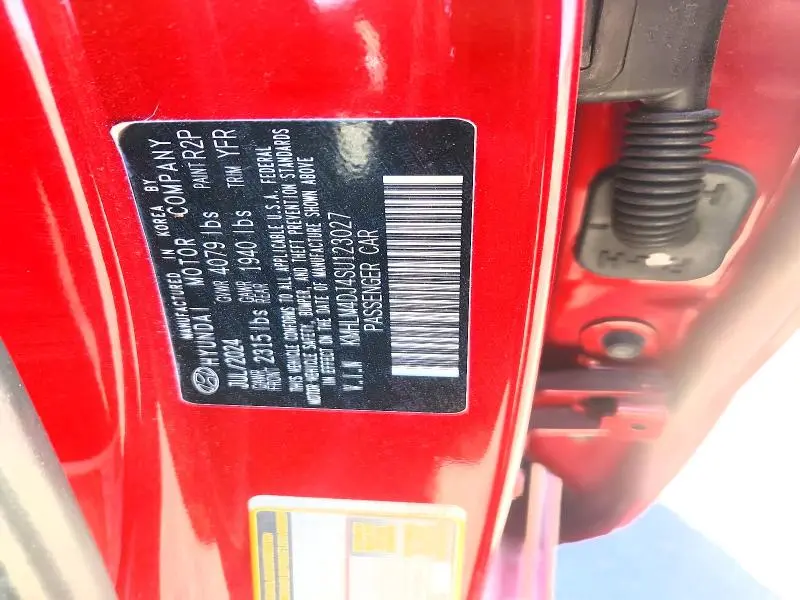 2025 HYUNDAI ELANTRA BLUE  