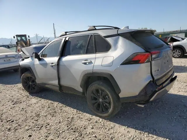 2022 TOYOTA RAV4 SE  