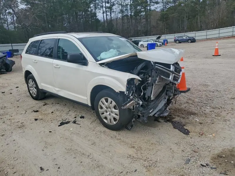 2020 DODGE JOURNEY SE  