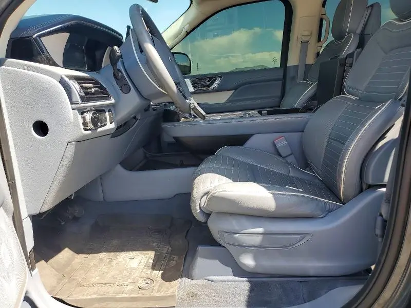 2021 LINCOLN NAVIGATOR L BLACK LABEL  