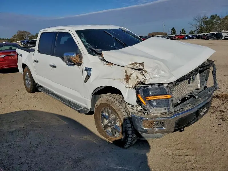 2025 FORD F150 XLT  