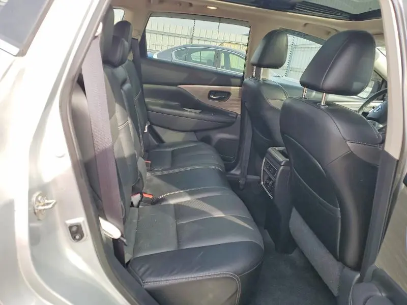 2015 NISSAN MURANO S  