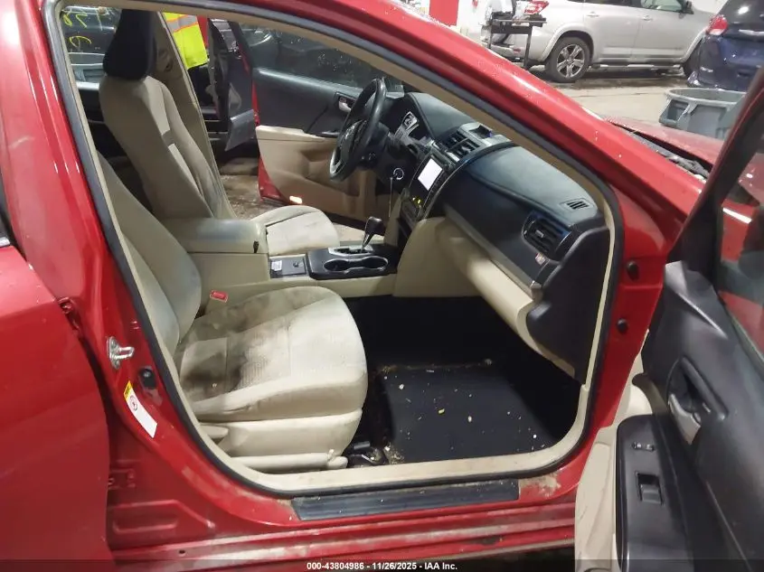 2013 TOYOTA CAMRY LE