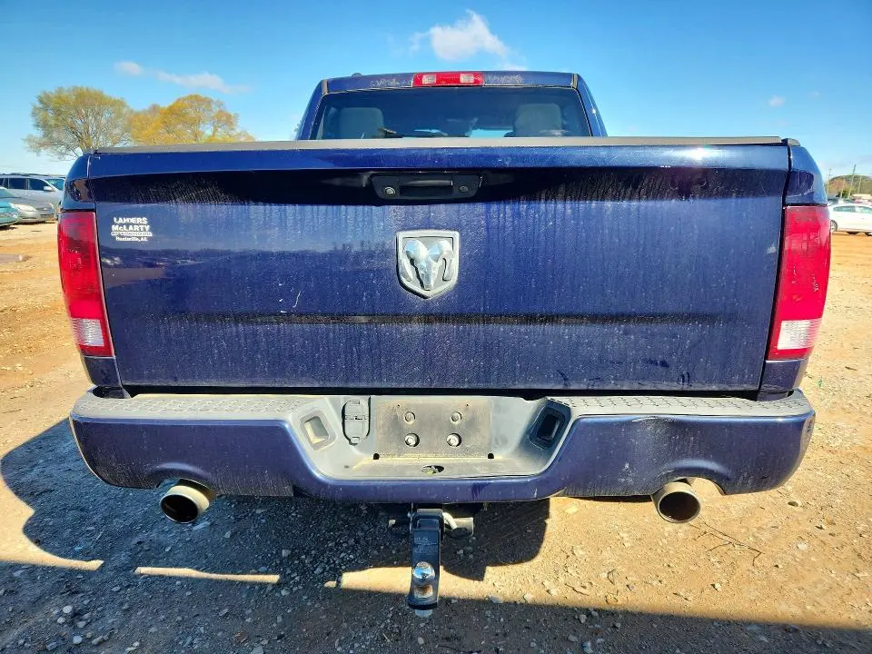 2015 RAM 1500 ST  