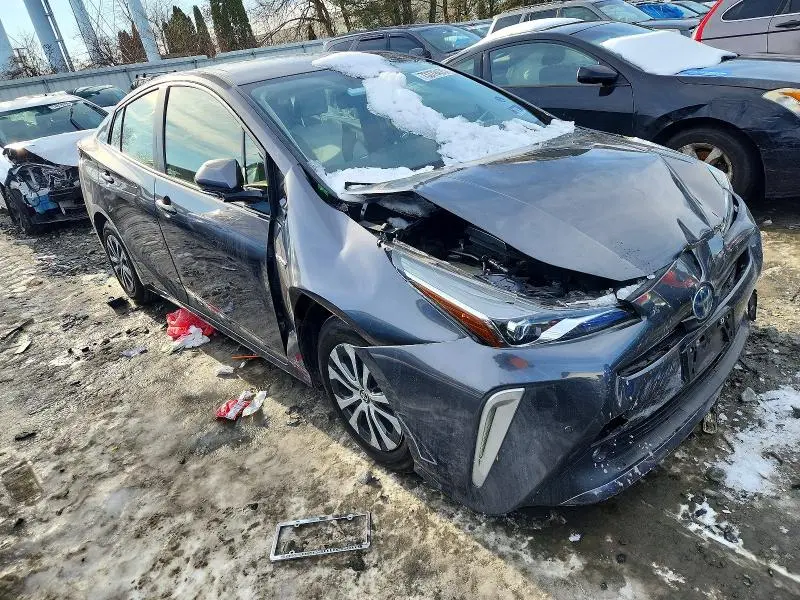 2019 TOYOTA PRIUS XLE AWD-E  
