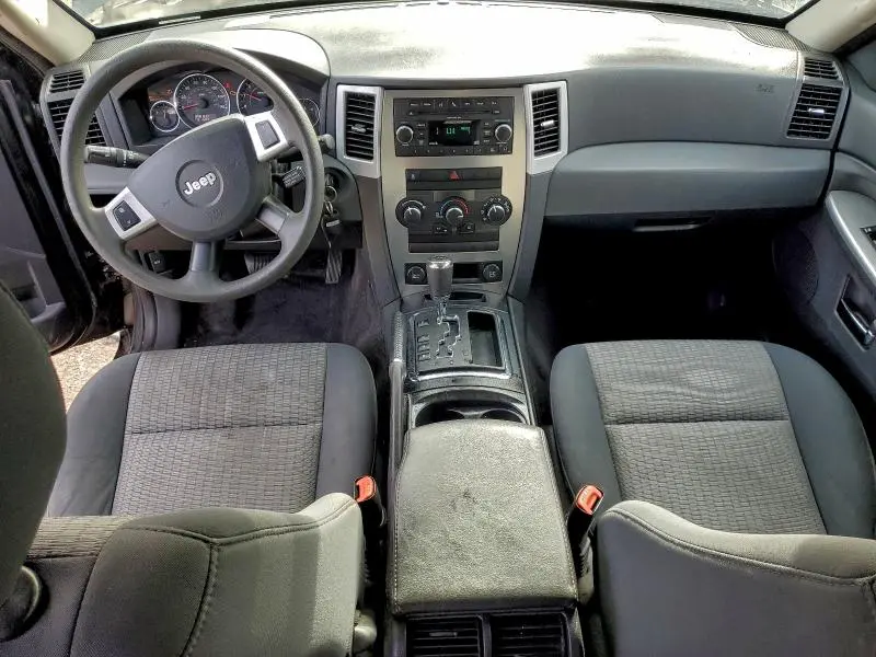 2010 JEEP GRAND CHEROKEE LAREDO  