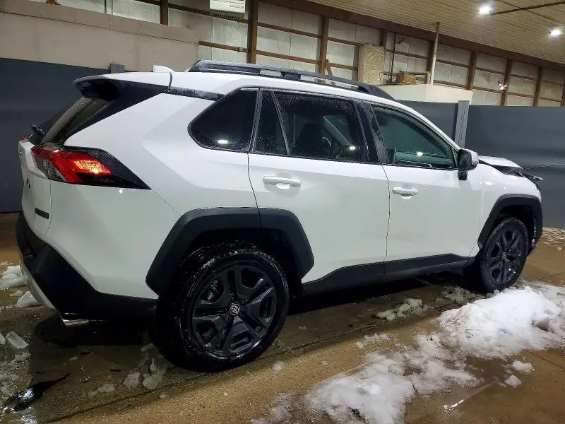 2024 TOYOTA RAV4 ADVENTURE  