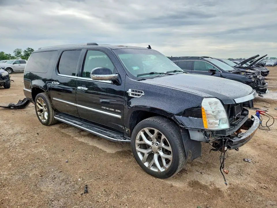 2013 CADILLAC ESCALADE ESV  