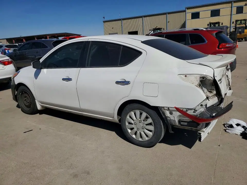 2015 NISSAN VERSA S  
