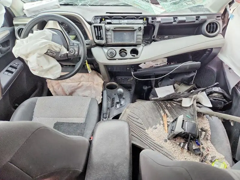 2013 TOYOTA RAV4 LE  