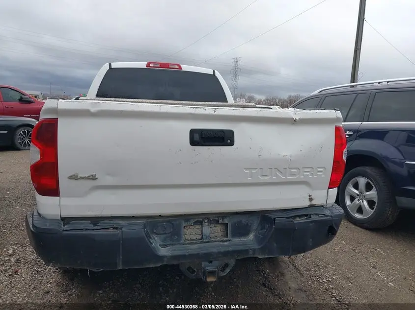 2017 TOYOTA TUNDRA SR 5.7L V8