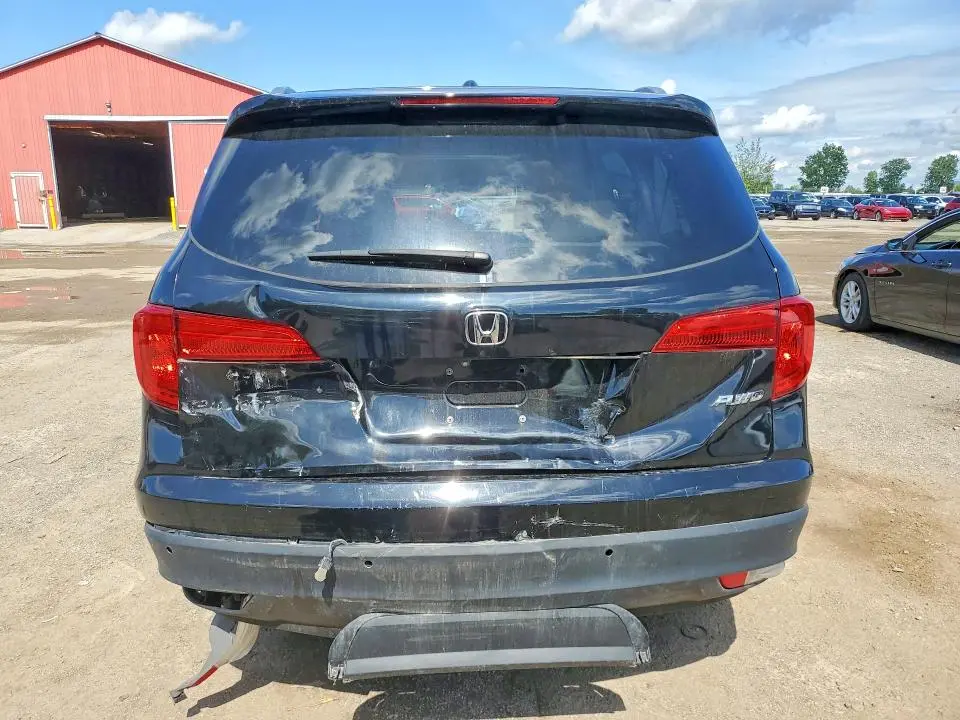 2016 HONDA PILOT EXLN  