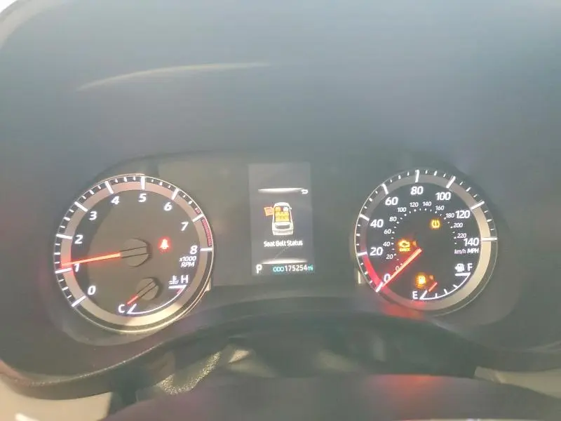 2021 TOYOTA HIGHLANDER L  