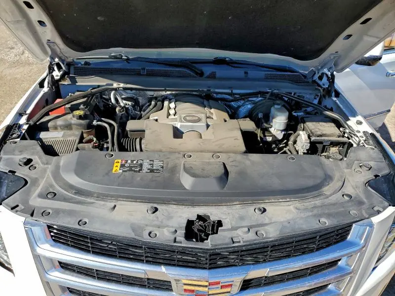 2018 CADILLAC ESCALADE LUXURY  