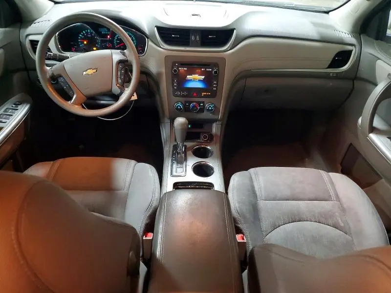 2013 CHEVROLET TRAVERSE LS  