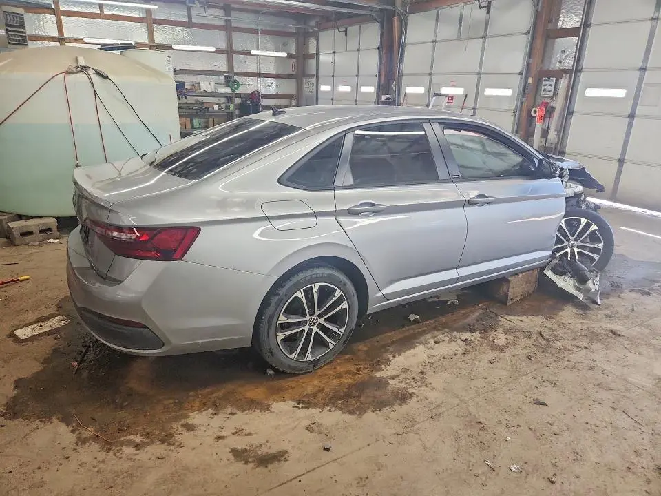2023 VOLKSWAGEN JETTA SPORT  