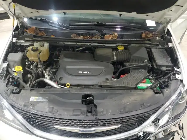 2018 CHRYSLER PACIFICA TOURING L PLUS  