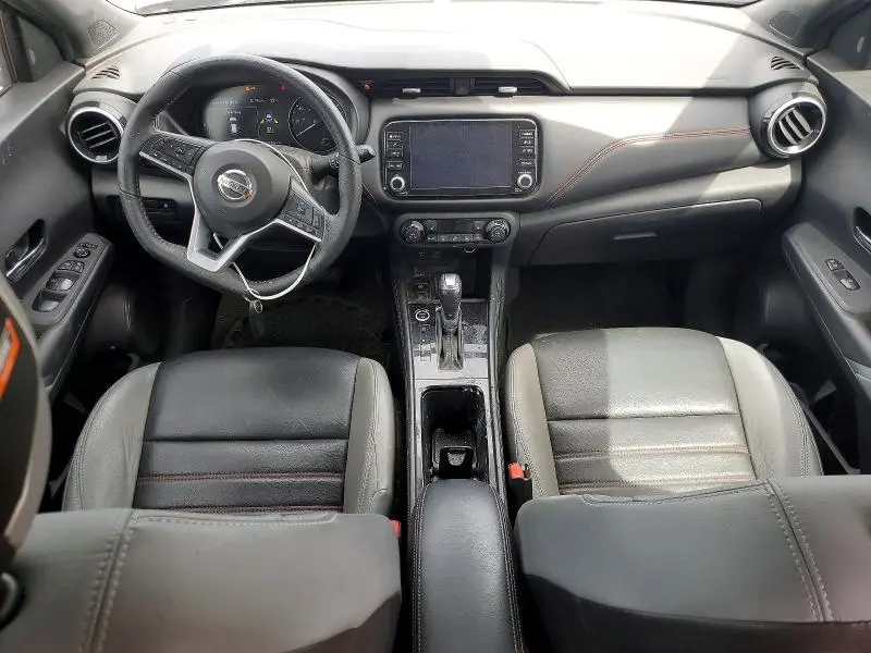 2021 NISSAN KICKS SR  