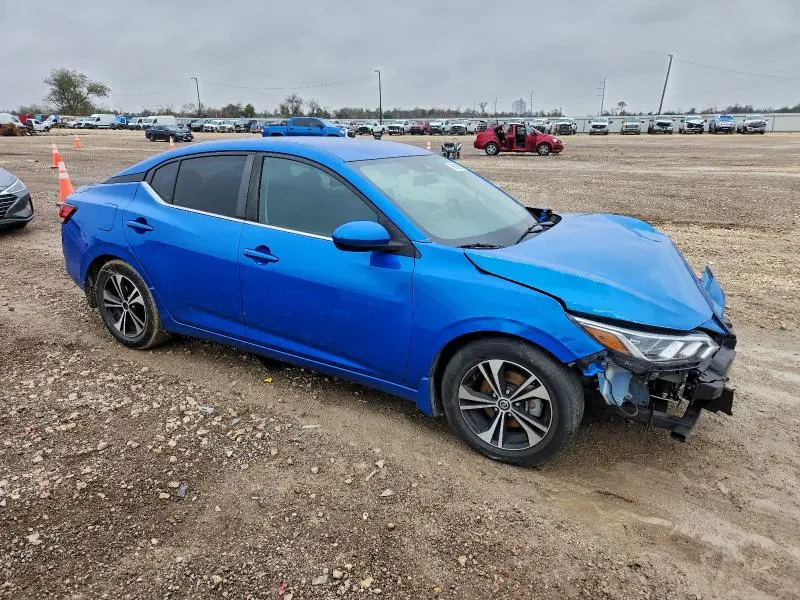 2022 NISSAN SENTRA SV  