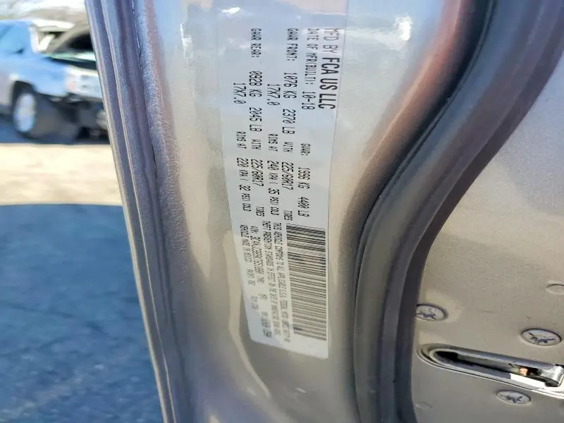 2019 JEEP COMPASS LATITUDE  