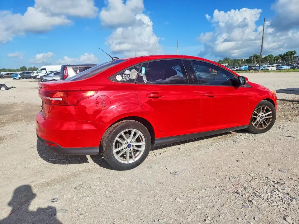 2017 FORD FOCUS SE  