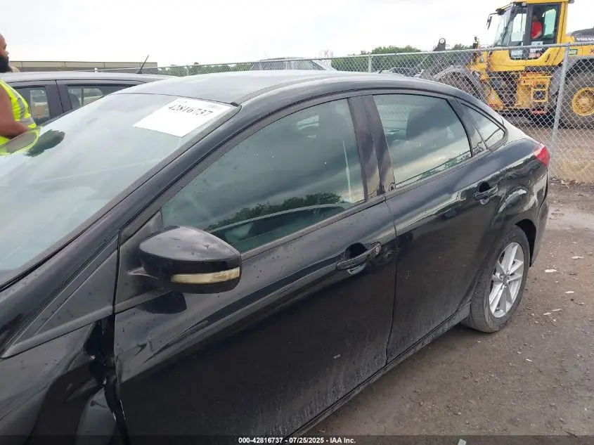2016 FORD FOCUS SE