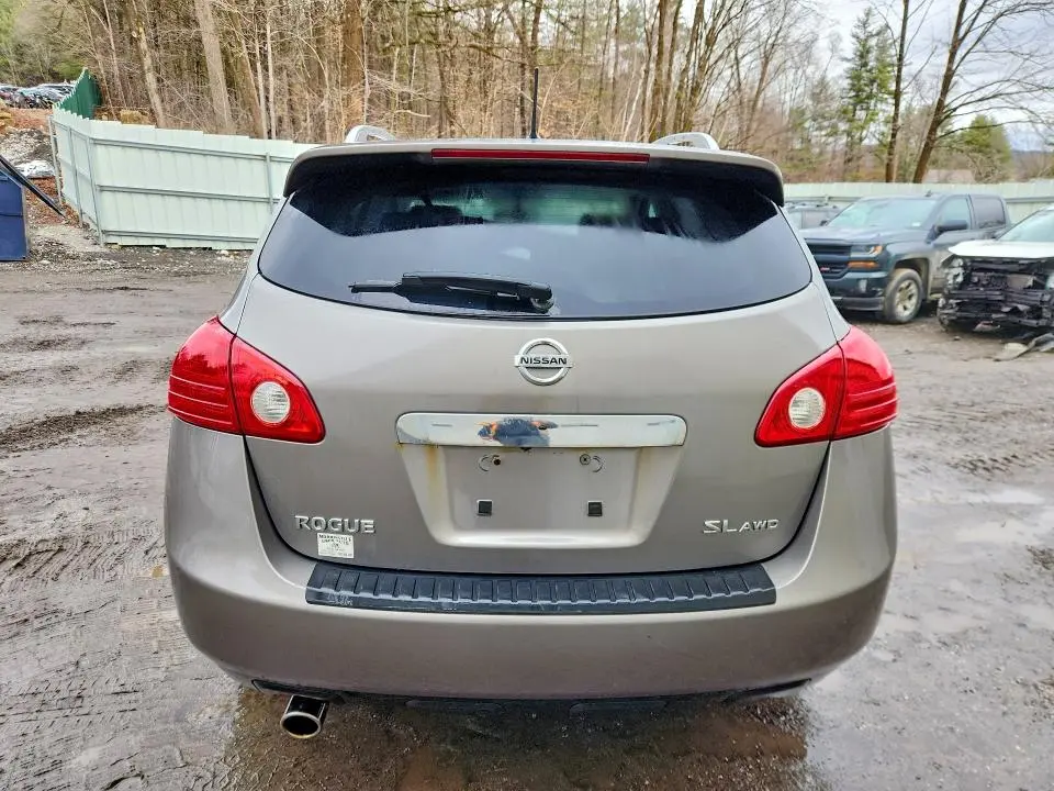 2012 NISSAN ROGUE S  