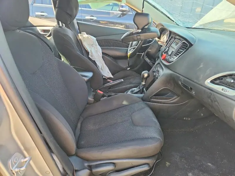 2015 DODGE DART SE  