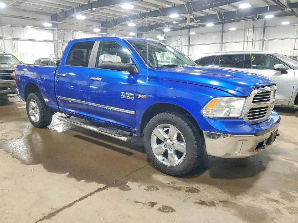 2017 RAM 1500 SLT  