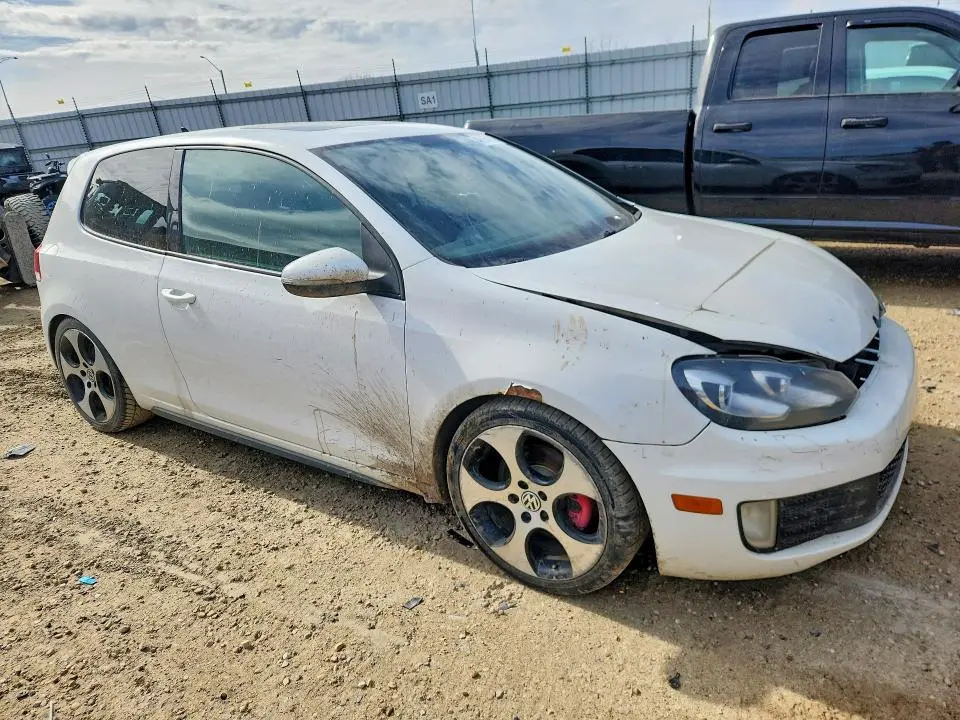 2010 VOLKSWAGEN GTI   