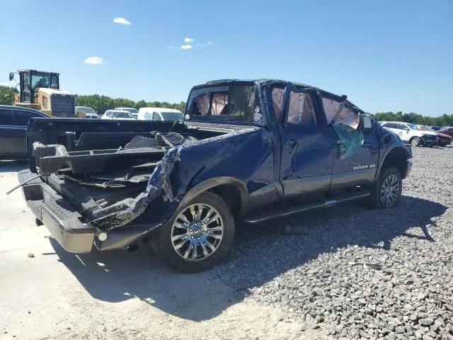 2017 NISSAN TITAN XD SL  