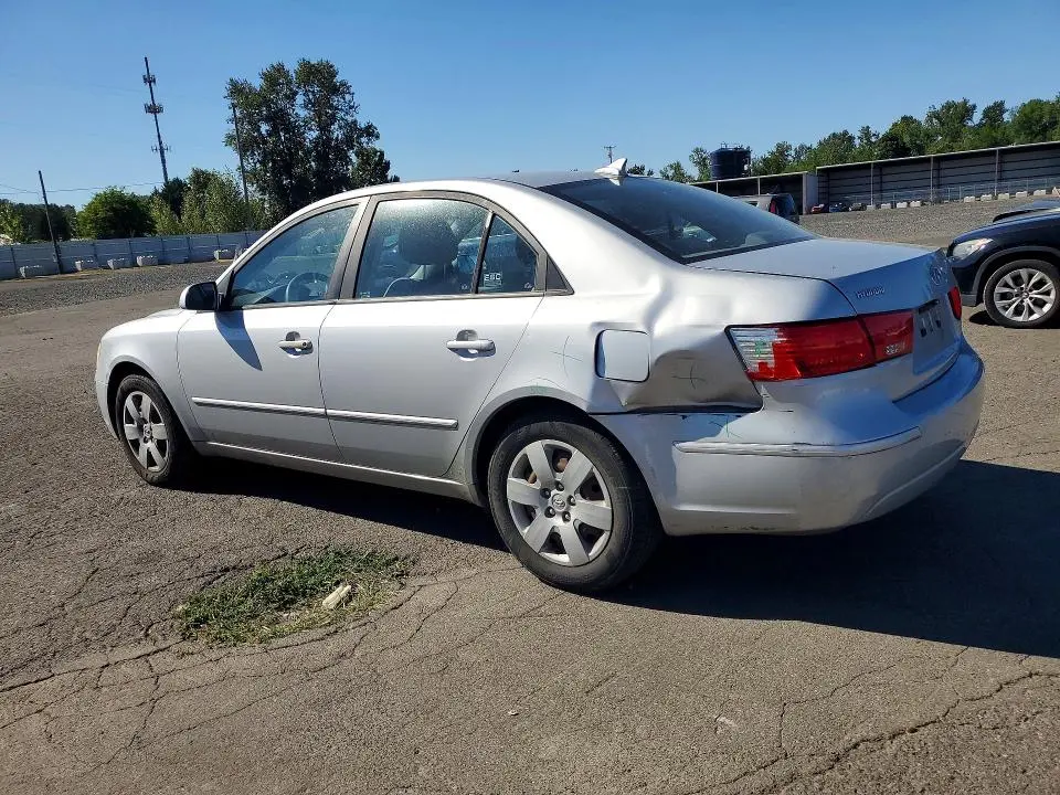 2010 HYUNDAI SONATA GLS  