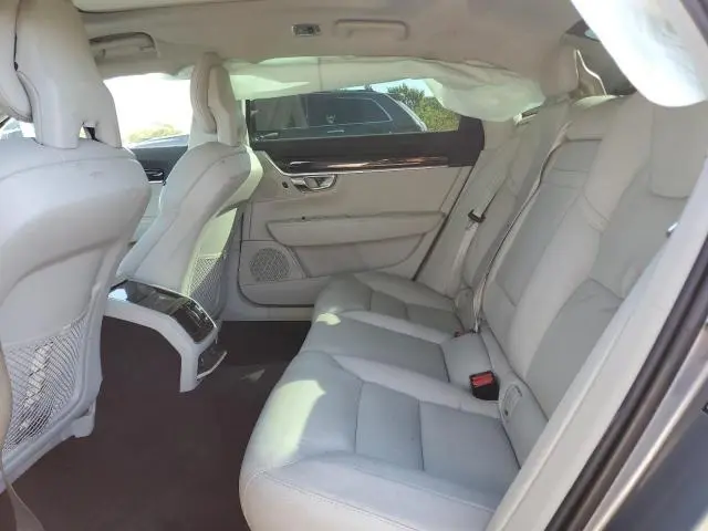 2018 VOLVO S90 T5 MOMENTUM  