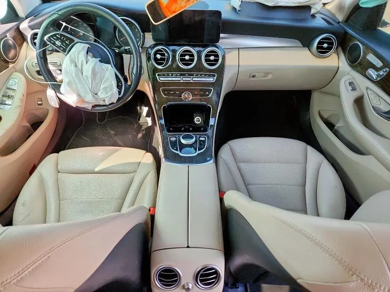 2019 MERCEDES-BENZ C 300  