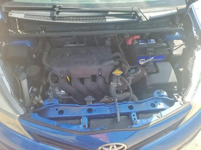 2014 TOYOTA YARIS 3-DOOR LE  