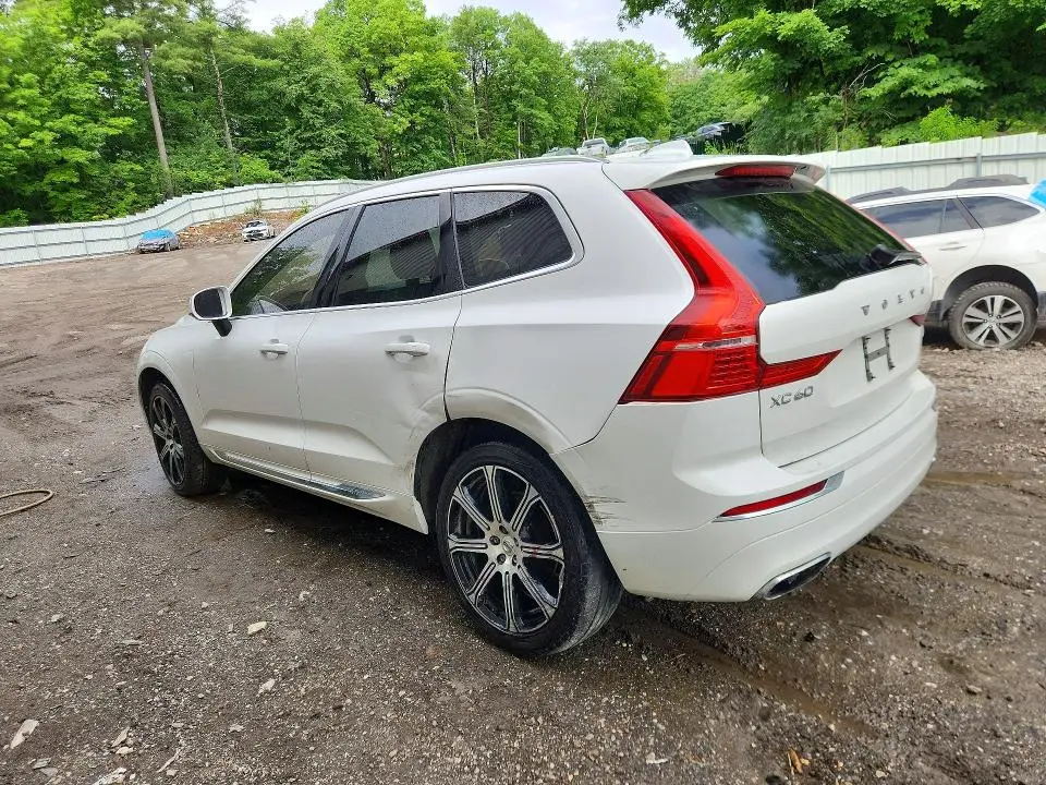 2018 VOLVO XC60 T5 INSCRIPTION  