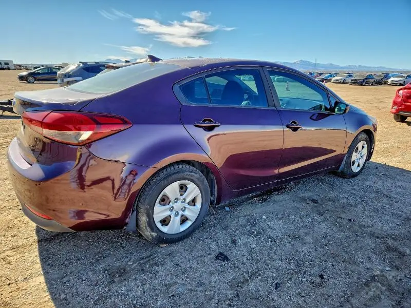 2017 KIA FORTE LX  