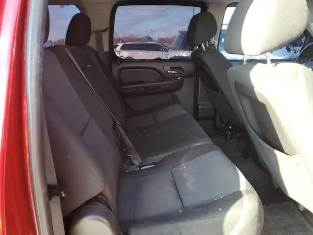 2013 CHEVROLET SUBURBAN K1500 LS  