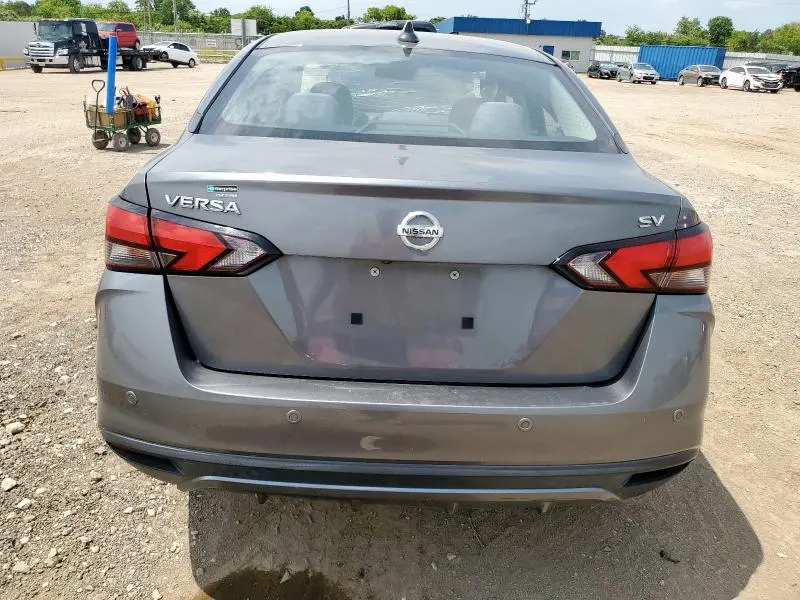 2020 NISSAN VERSA SV  