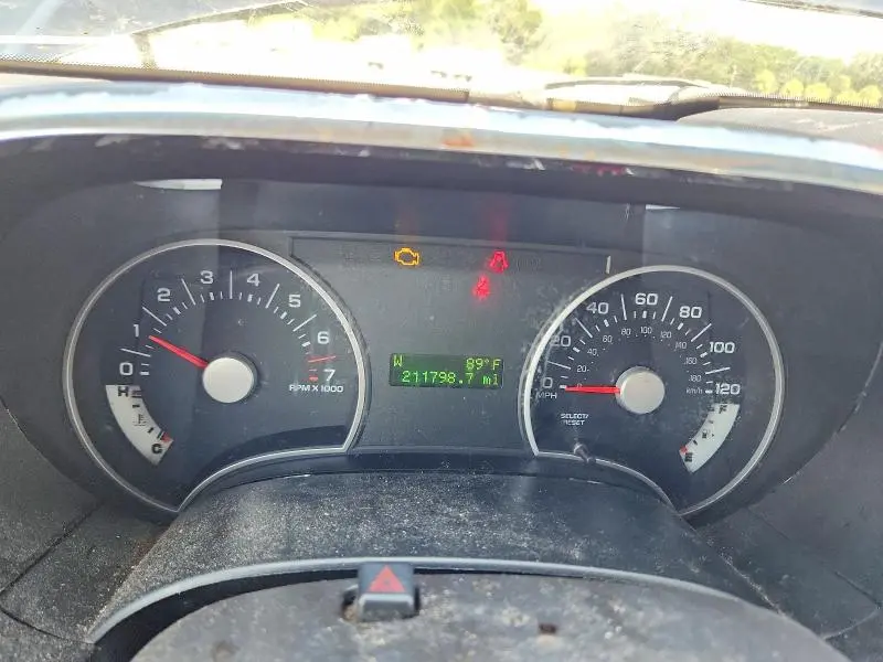 2010 FORD EXPLORER XLT  