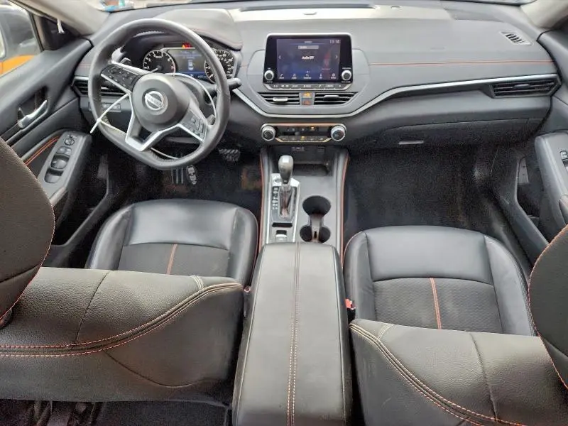 2022 NISSAN ALTIMA SR  