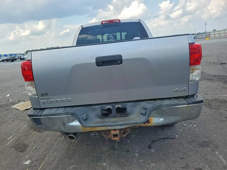 2010 TOYOTA TUNDRA DOUBLE CAB SR5  
