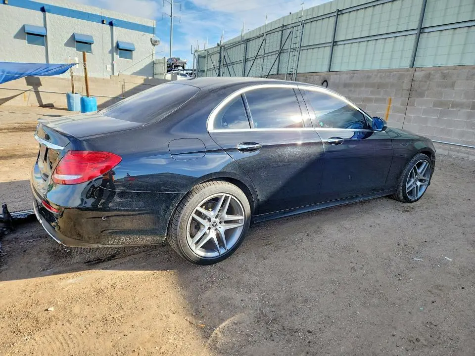 2018 MERCEDES-BENZ E 300  